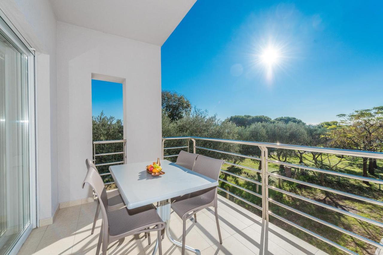 Villa Amfora - First Row By The Sea Бибинє Екстер'єр фото